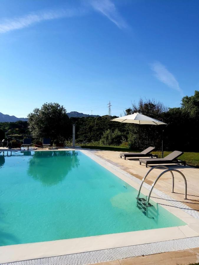 Villa Alba Esclusiva Villa Con Piscina A Sfioro E Vista Mozzafiato Sul Mare Cugnana Exterior foto