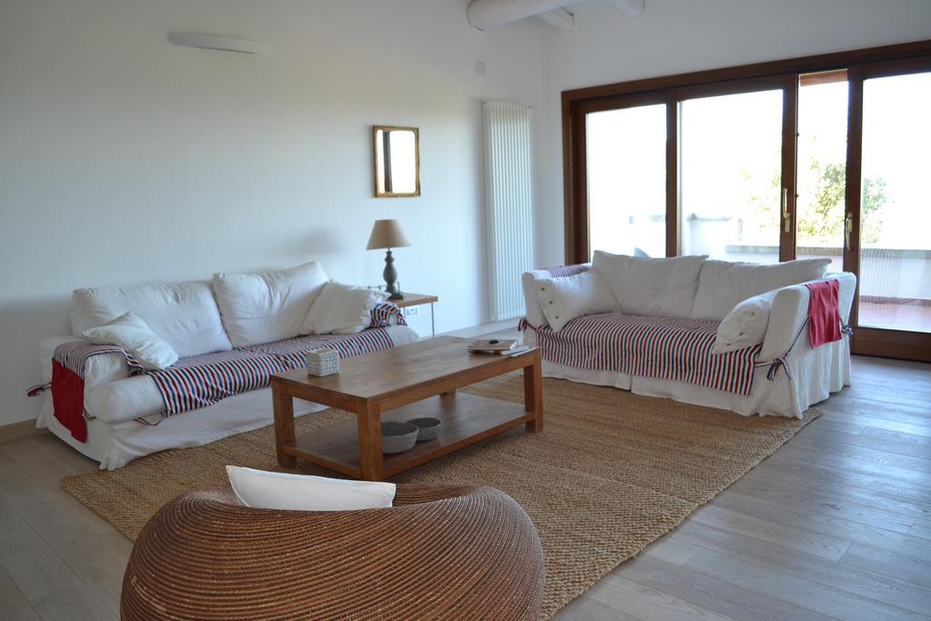 Villa Alba Esclusiva Villa Con Piscina A Sfioro E Vista Mozzafiato Sul Mare Cugnana Exterior foto