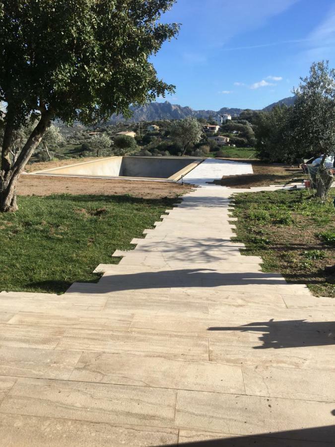 Villa Alba Esclusiva Villa Con Piscina A Sfioro E Vista Mozzafiato Sul Mare Cugnana Exterior foto
